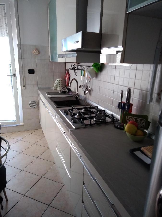 Appartamento Con Terrazzo A גורגונזולה מראה חיצוני תמונה