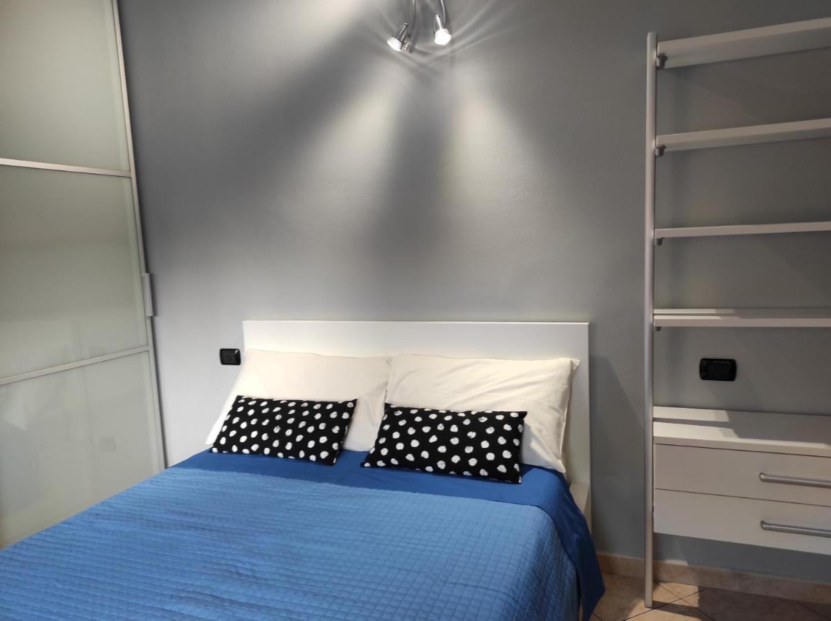 Appartamento Con Terrazzo A גורגונזולה מראה חיצוני תמונה